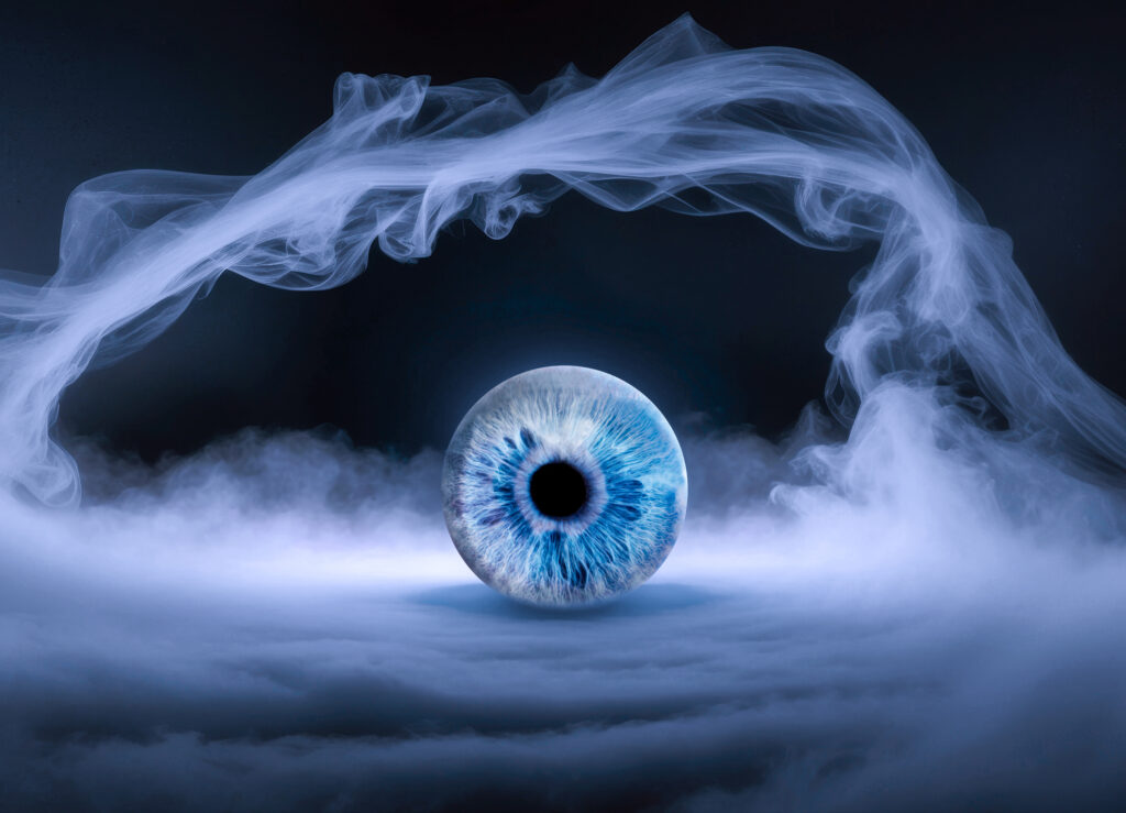 Photographie d’iris en macro haute définition réalisée par LoomiStudio en Suisse, détails des fibres et couleurs naturelles de l’œil humain